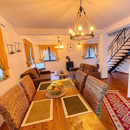 Holiday Home Avita Bihac Ngoại thất bức ảnh