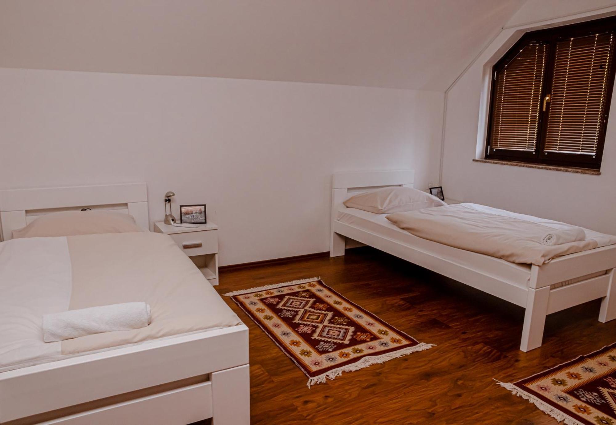 Holiday Home Avita Bihac Ngoại thất bức ảnh