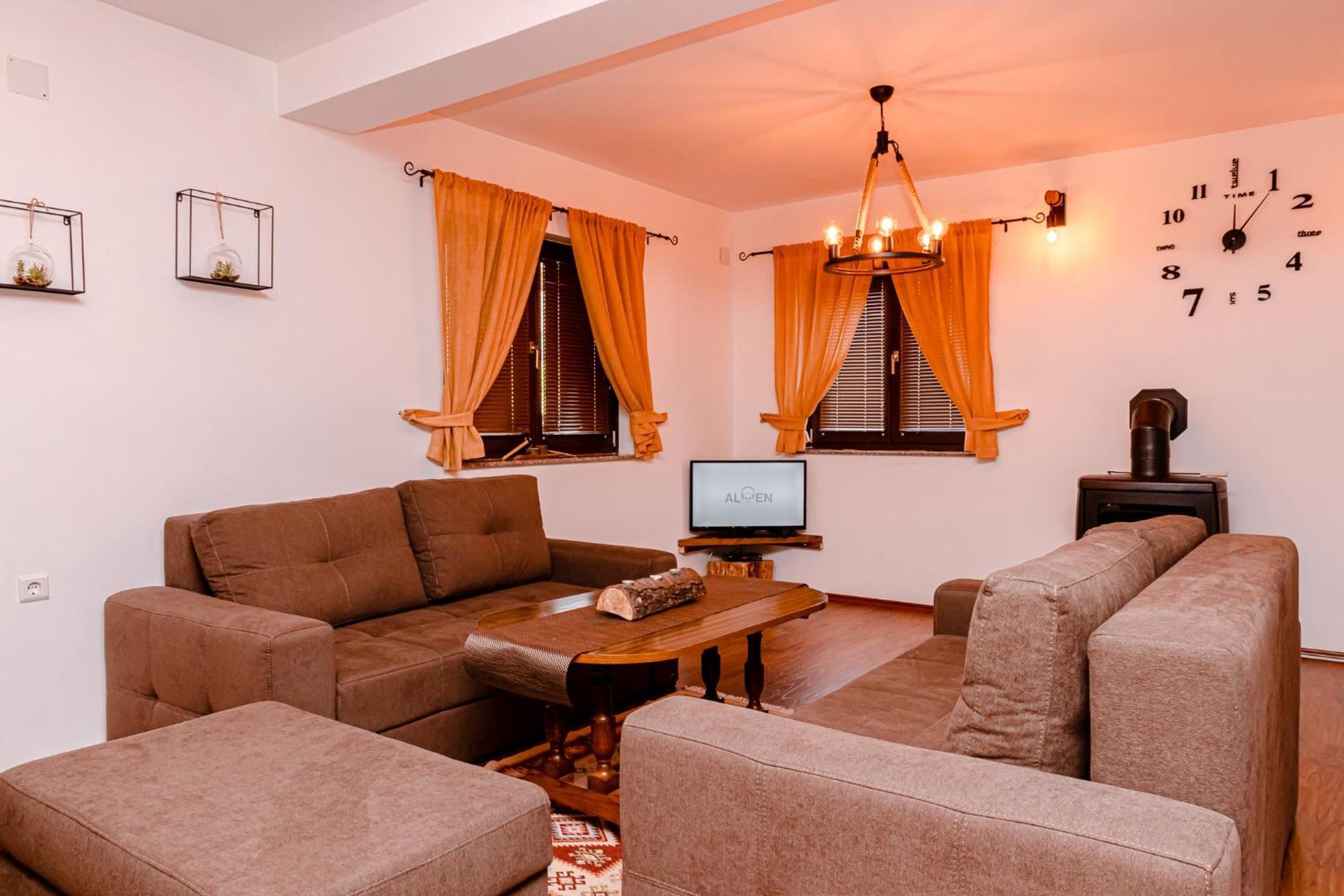 Holiday Home Avita Bihac Ngoại thất bức ảnh